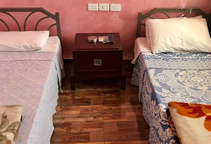 Shurooq Shams Hotel & Tours By Sunrise