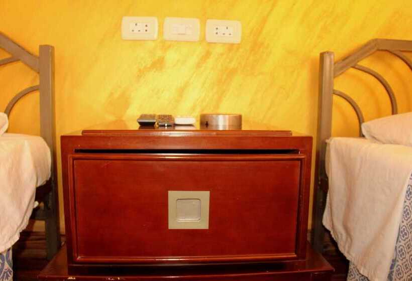 Shurooq Shams Hotel & Tours By Sunrise