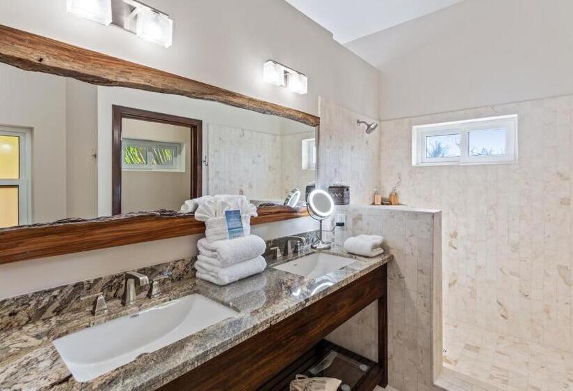 Sirenian Bay Resort  Villas & All Inclusive Bungalows