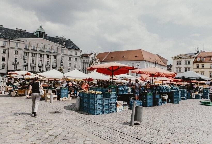 Wake Up Wellness Hostel