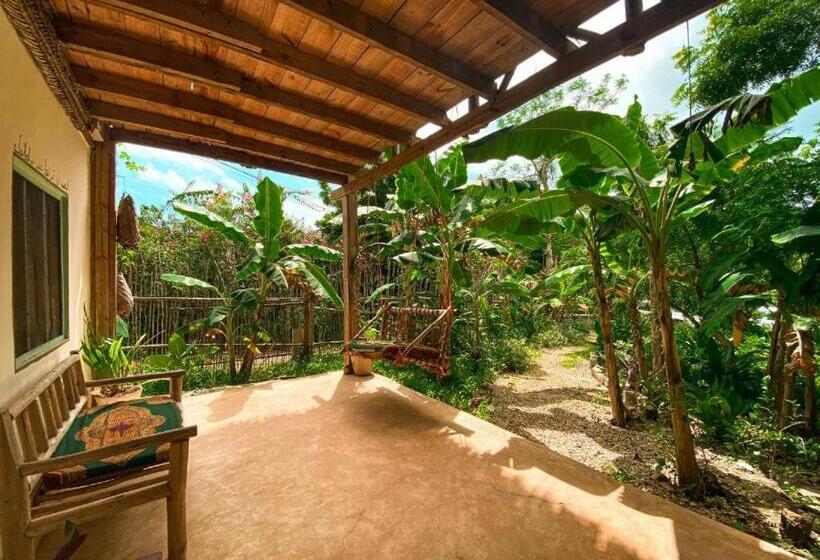 تختخواب و صبحانه Mawingu Lodge