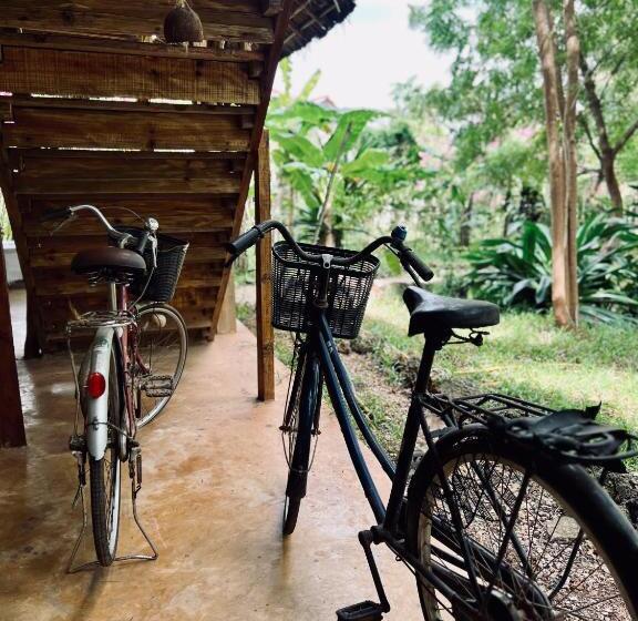 تختخواب و صبحانه Mawingu Lodge