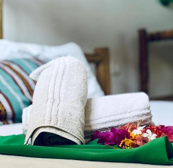 Bed and Breakfast Mawingu Lodge