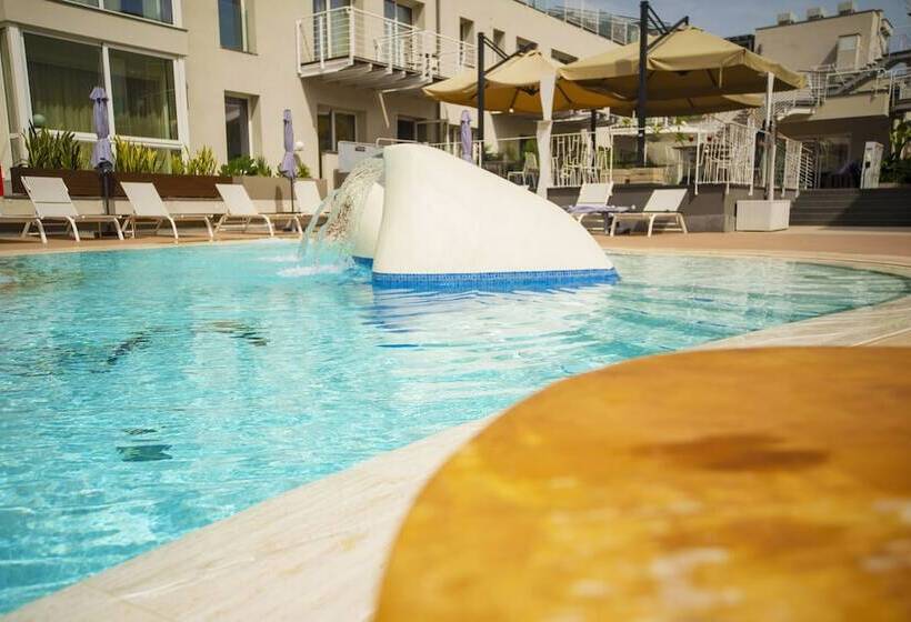 호텔 Ciclope Resort