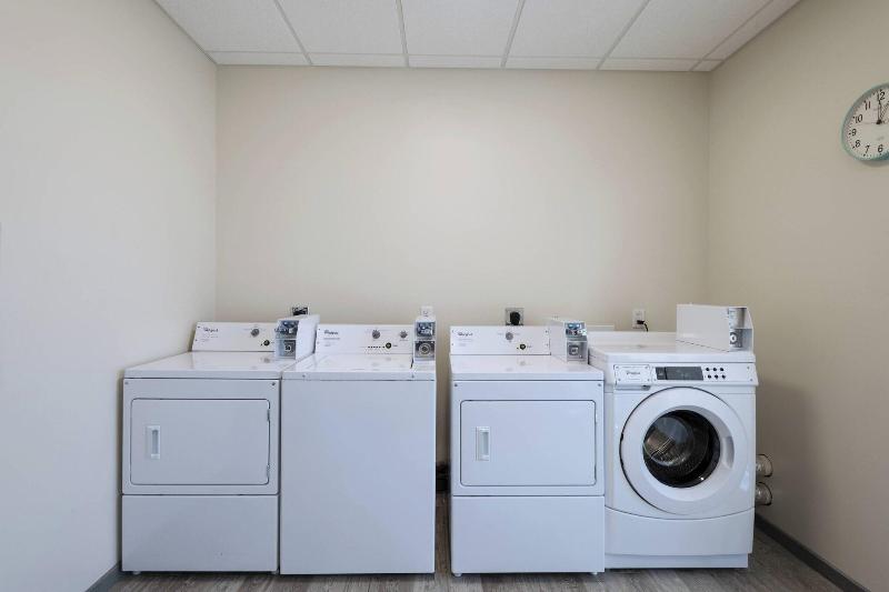 فندق Courtyard St. Louis Brentwood