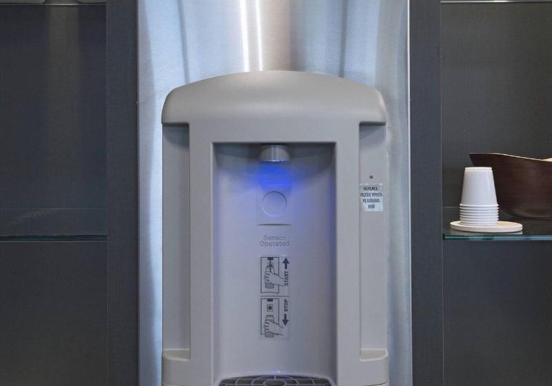 فندق Courtyard St. Louis Brentwood