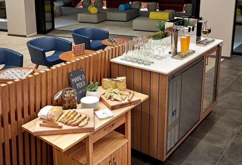 هتل Element Santa Clara