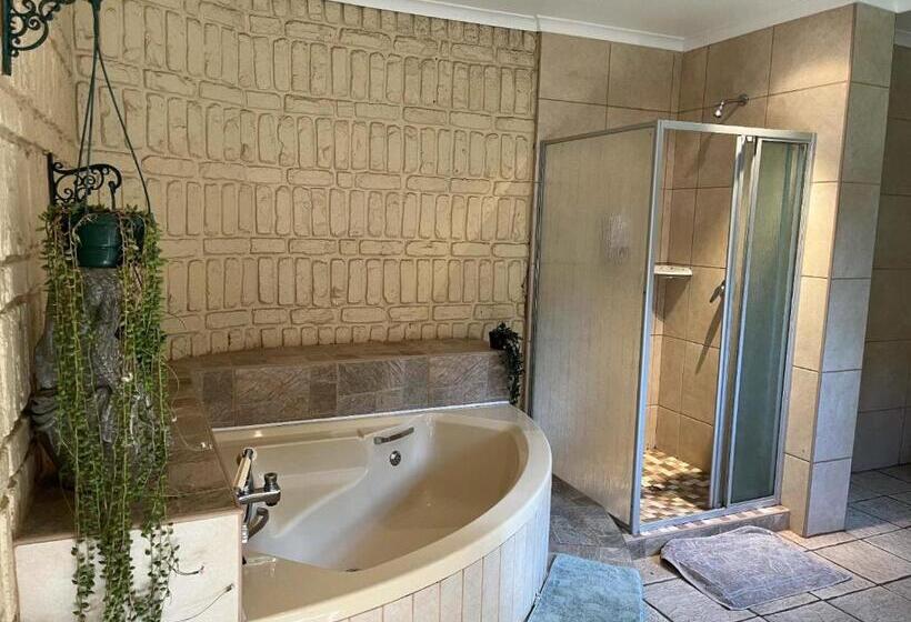 ペンション Amatola Mountain View