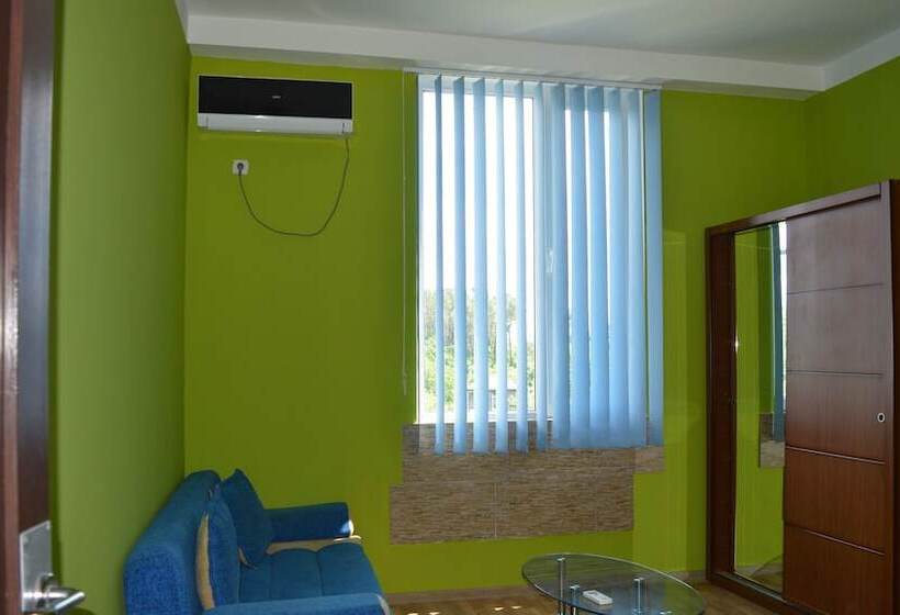 پانسیون Black Sea