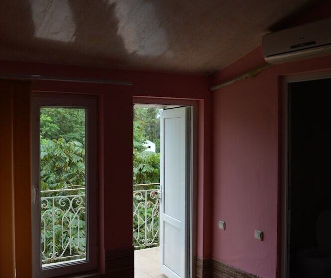 پانسیون Black Sea