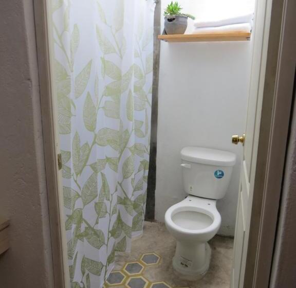 ペンション Hoja Santa Posada