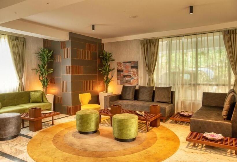 Udaan Olive Hotel & Spa Pelling