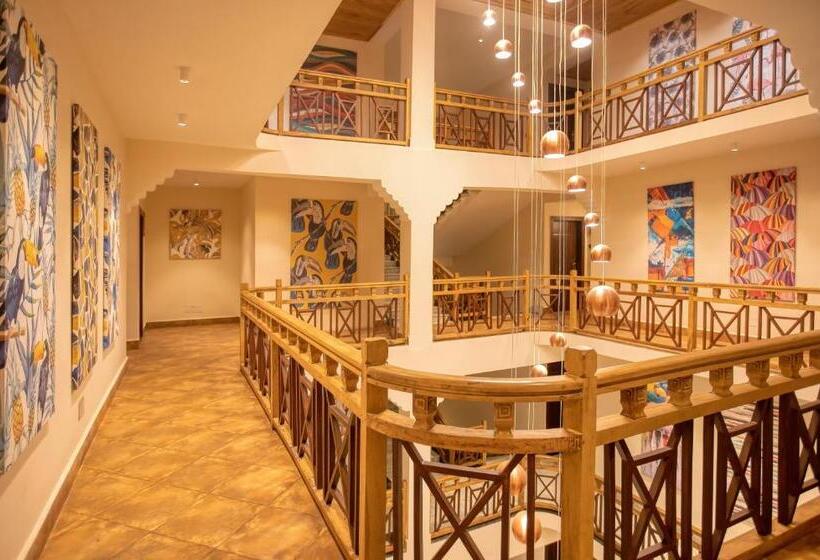 Udaan Olive Hotel & Spa Pelling