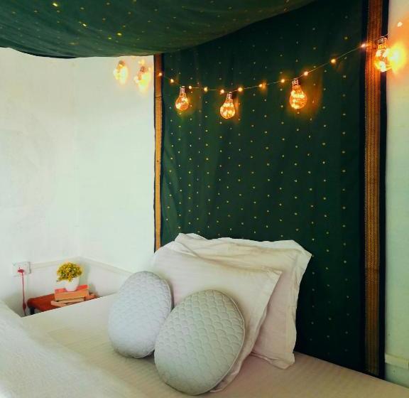 הוסטל Stars & Pines