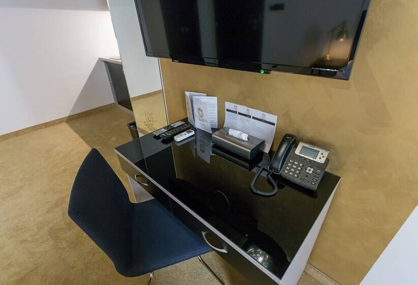 Apart Hotel Golden Apartments