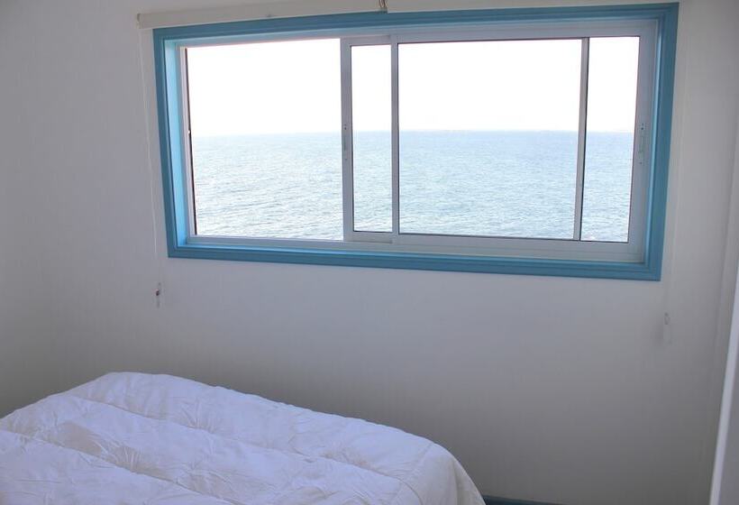 مبيت وإفطار Bahía Luz Hostal