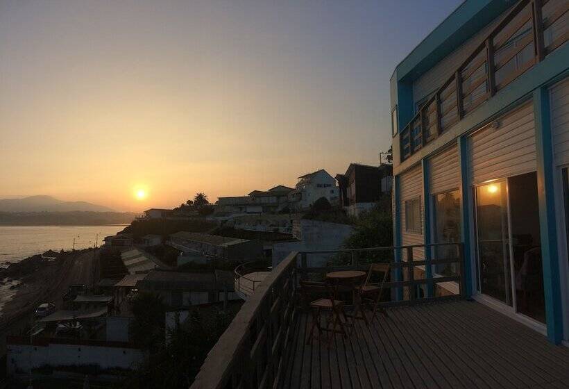 مبيت وإفطار Bahía Luz Hostal