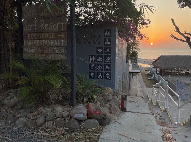 مبيت وإفطار San Carlos Surf Resort & Eco Lodge