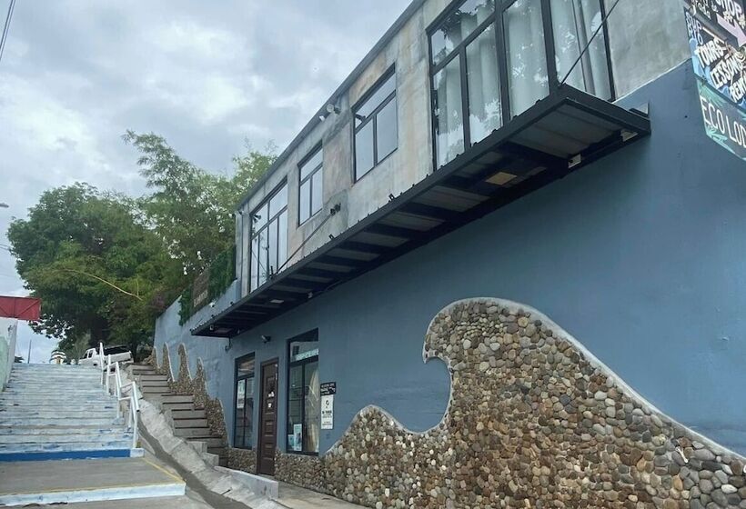 مبيت وإفطار San Carlos Surf Resort & Eco Lodge