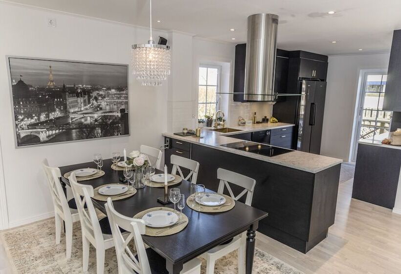 Отель Business Home Club