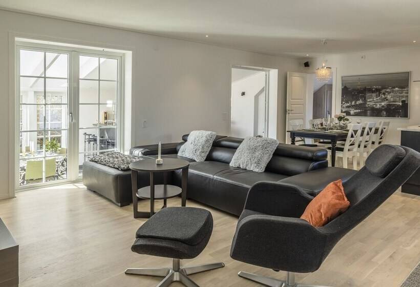 Отель Business Home Club