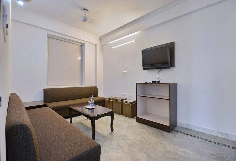 ホテル Collection O 8832  Jaipur Classic