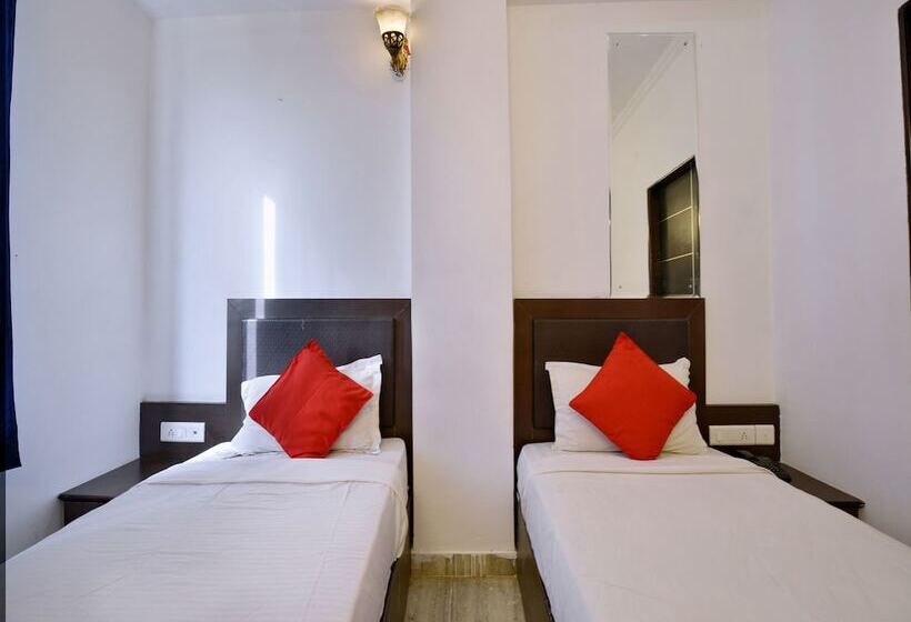 ホテル Collection O 8832  Jaipur Classic