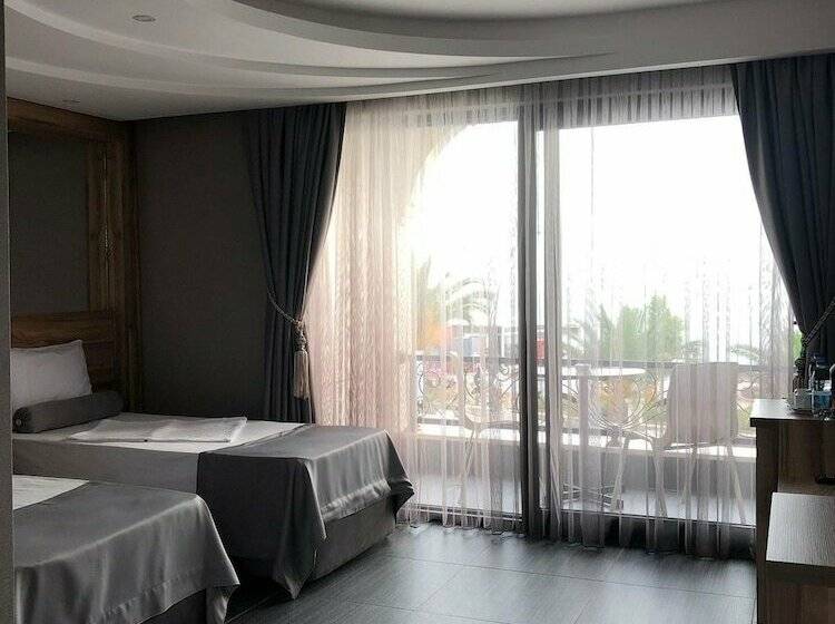 ホテル Grand Vuslat Erdek