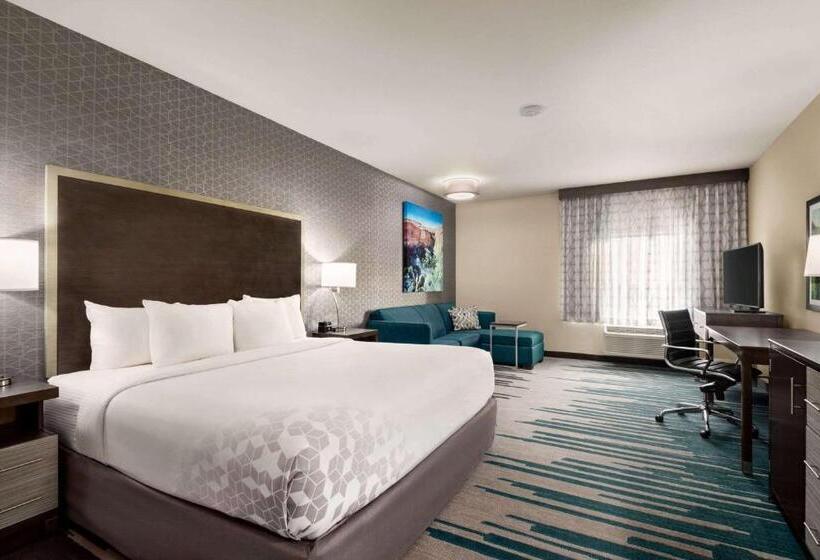 هتل La Quinta By Wyndham Clovis Ca