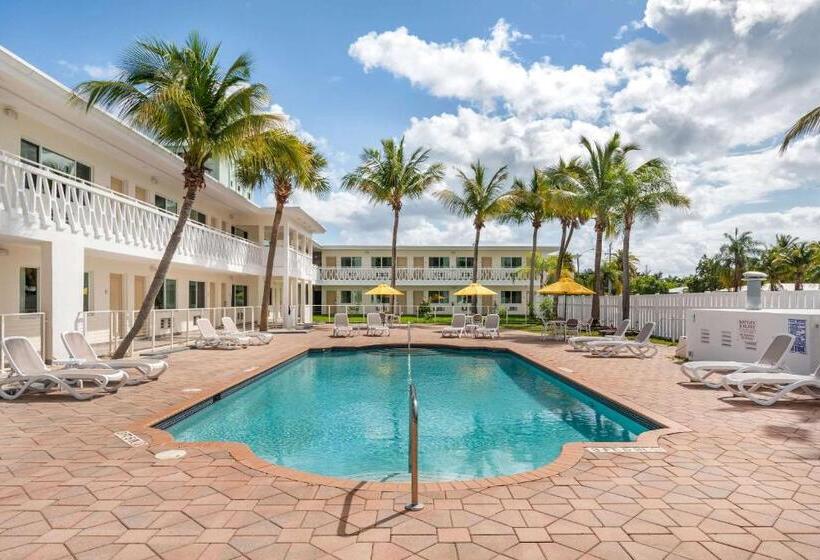 호텔 Rodeway Inn Near Hollywood Beach