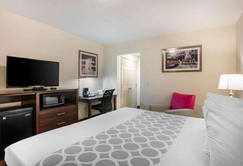 Отель Rodeway Inn Near Hollywood Beach