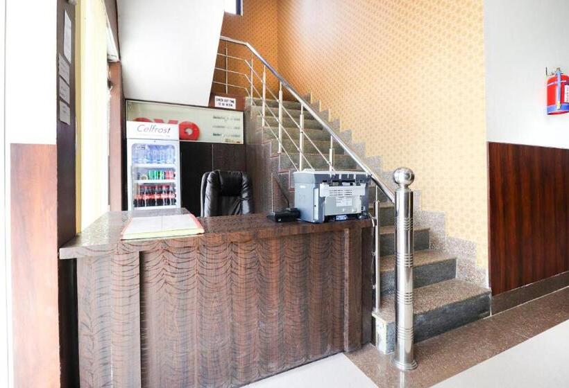 Oyo 35382 Hotel Moon Light