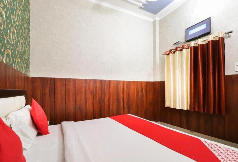 Oyo 35382 Hotel Moon Light