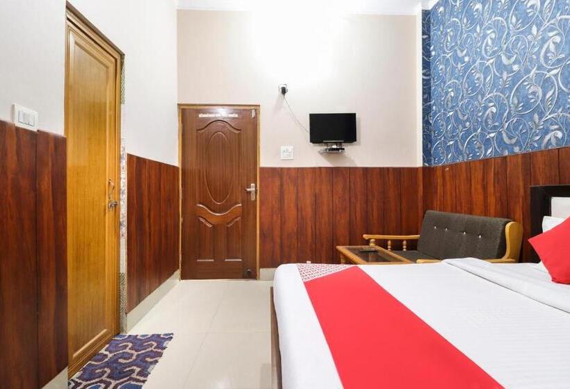 Oyo 35382 Hotel Moon Light