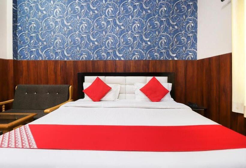 Oyo 35382 Hotel Moon Light