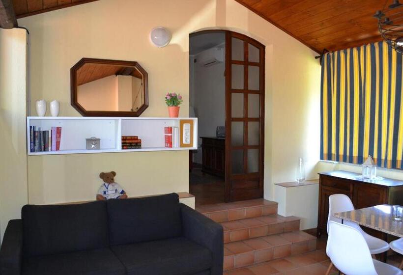 ペンション La Cascina Dei Banditi