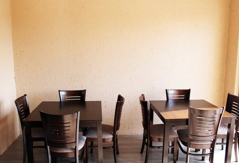 بنسيون Sagwadi