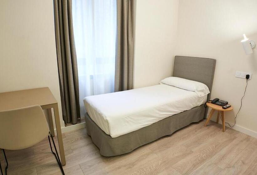 Villa Lucerna Sports & Hotel Resort