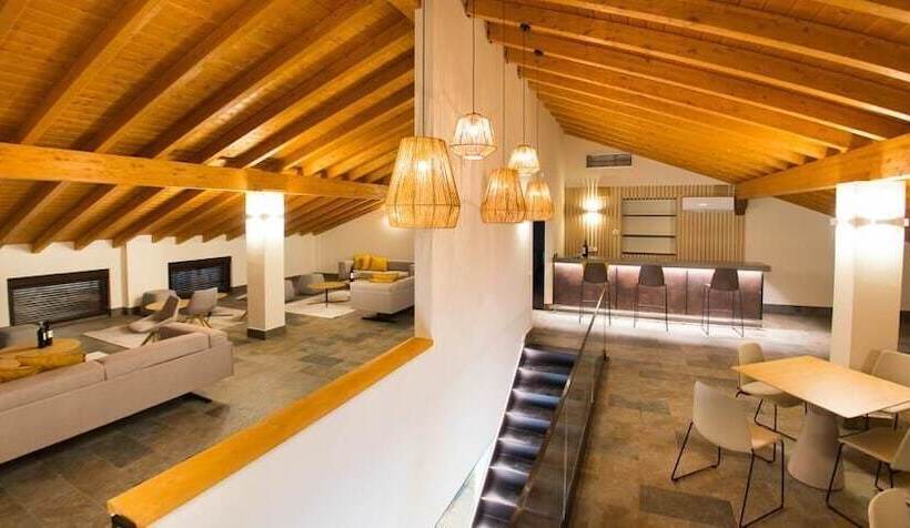 Villa Lucerna Sports & Hotel Resort