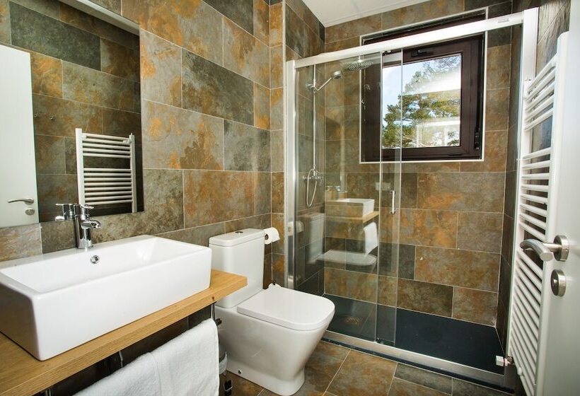 Villa Lucerna Sports & Hotel Resort