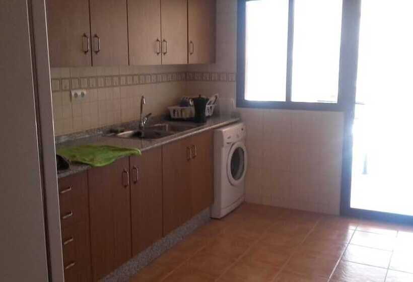 Casa Rural Albergue Fuente Bellido Hostel