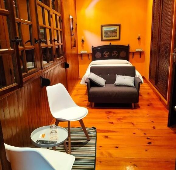 فندق Agroturismo La Casona De Belmonte