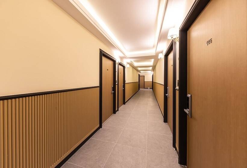 Brown Dot Hotel Seong Seo