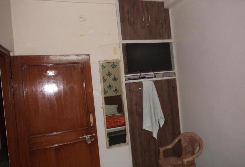 בית מלון כפרי Budget Accommodation Near Station Road