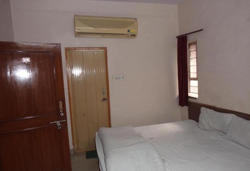 בית מלון כפרי Budget Accommodation Near Station Road