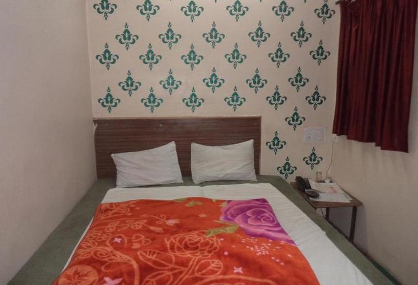 בית מלון כפרי Budget Accommodation Near Station Road