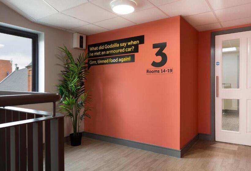 カプセルホテル Bank Square Town House