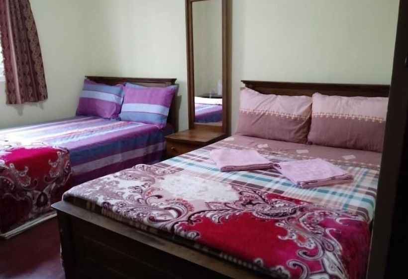 Отель Hatton City Stay