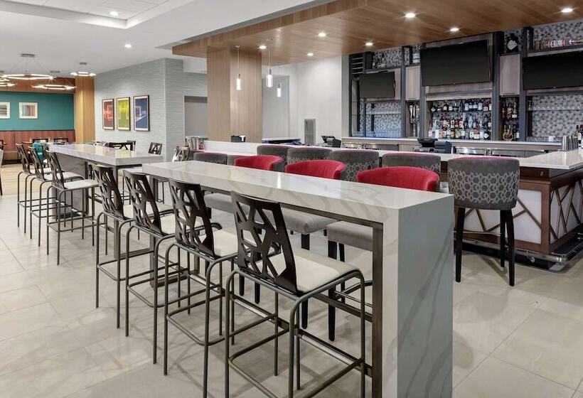 호텔 Hilton Garden Inn Colorado Springs Downtown