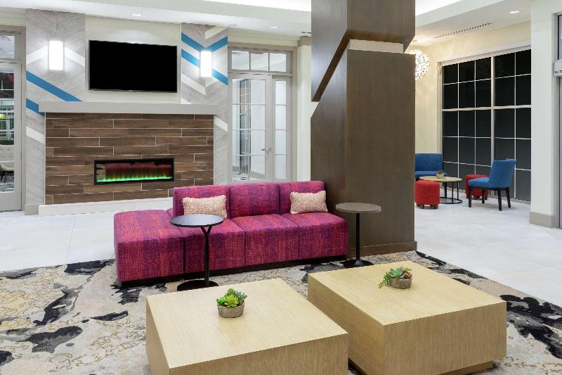 فندق Hilton Garden Inn St. Cloud